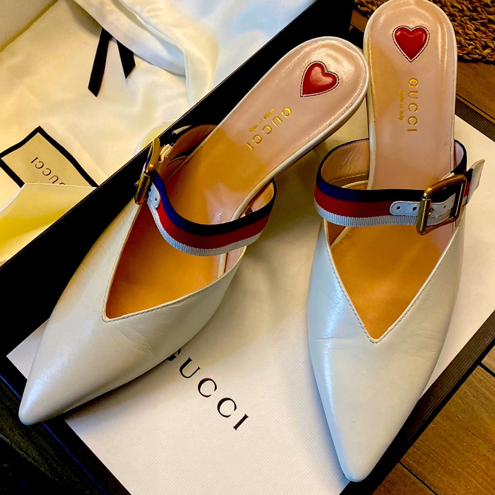 Authentic Gucci Leather Kitten bamboo heel, Strap White Blue Red size 37 1/2.